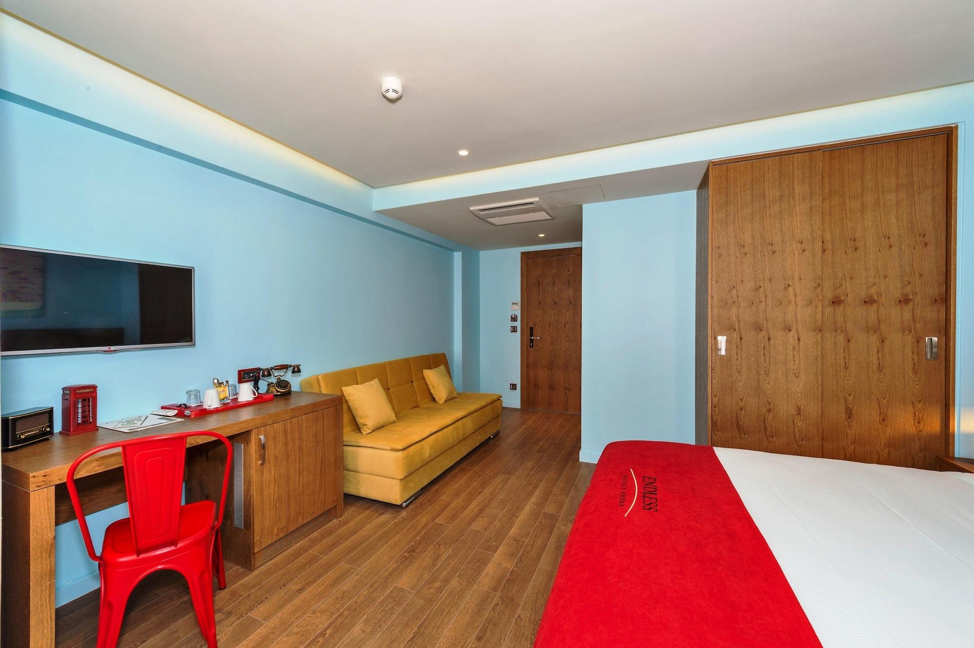 Taksim Istanbul Nis Hotel - Istiklal Street Екстериор снимка