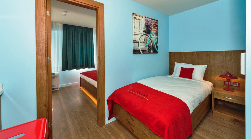 Taksim Istanbul Nis Hotel - Istiklal Street Екстериор снимка