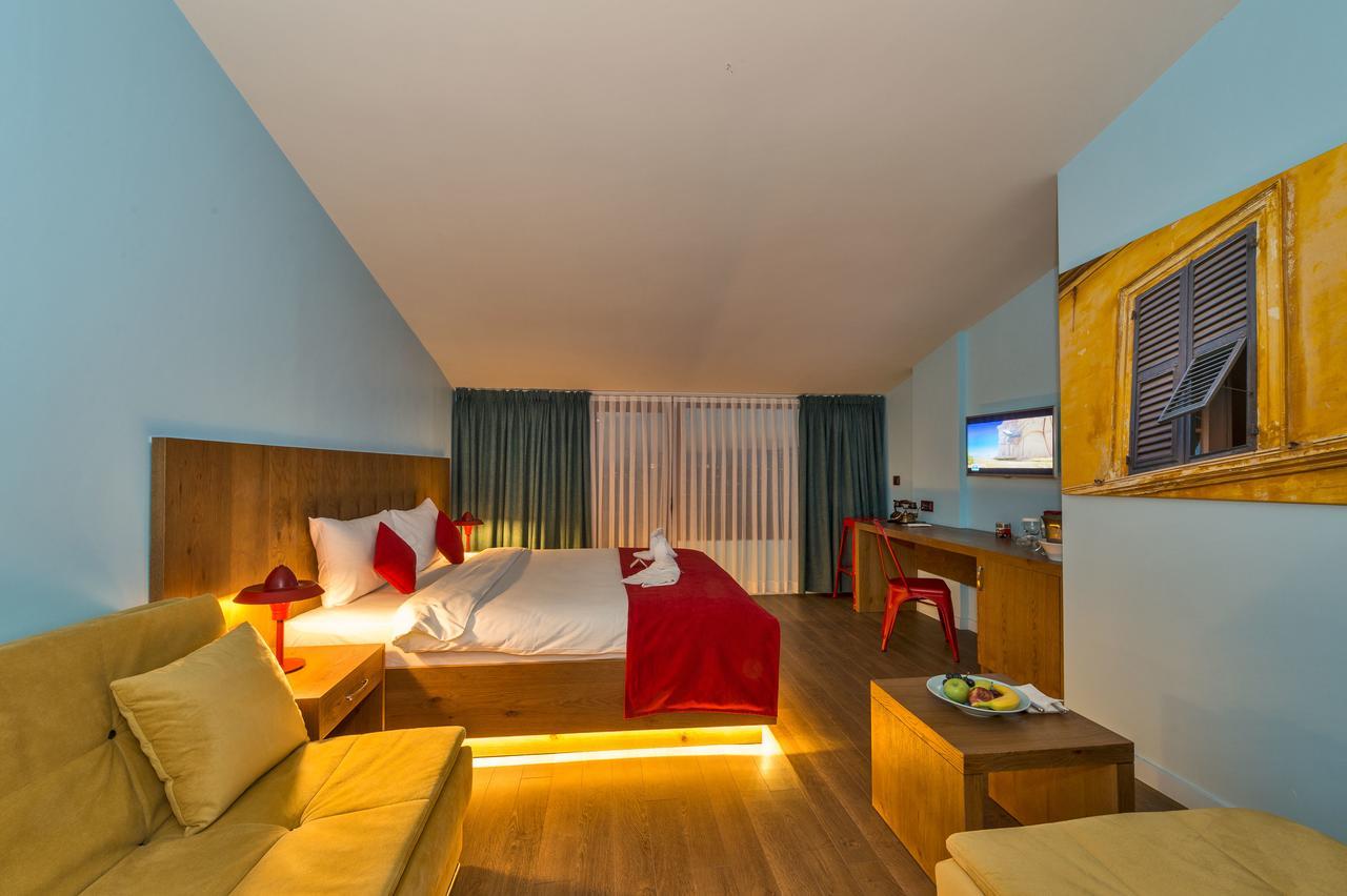 Taksim Istanbul Nis Hotel - Istiklal Street Екстериор снимка