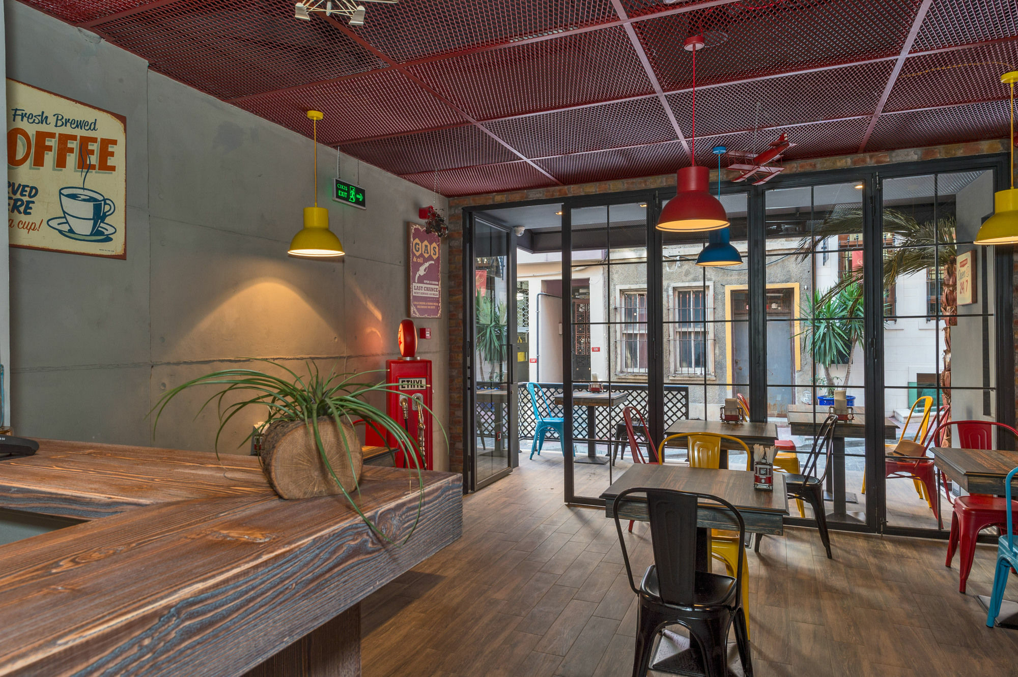 Taksim Istanbul Nis Hotel - Istiklal Street Екстериор снимка